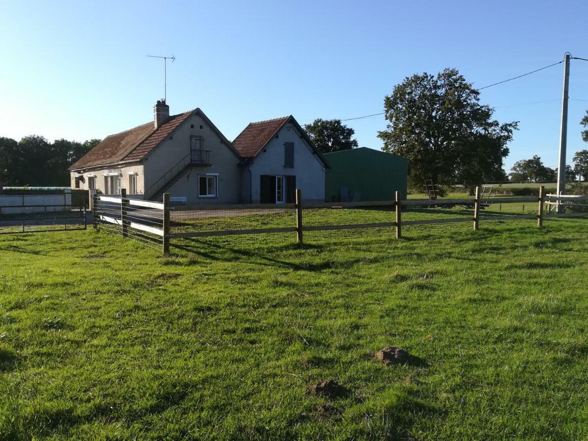 Maison A La Ferme Saint-Aubin-le-Monial Zewnętrze zdjęcie